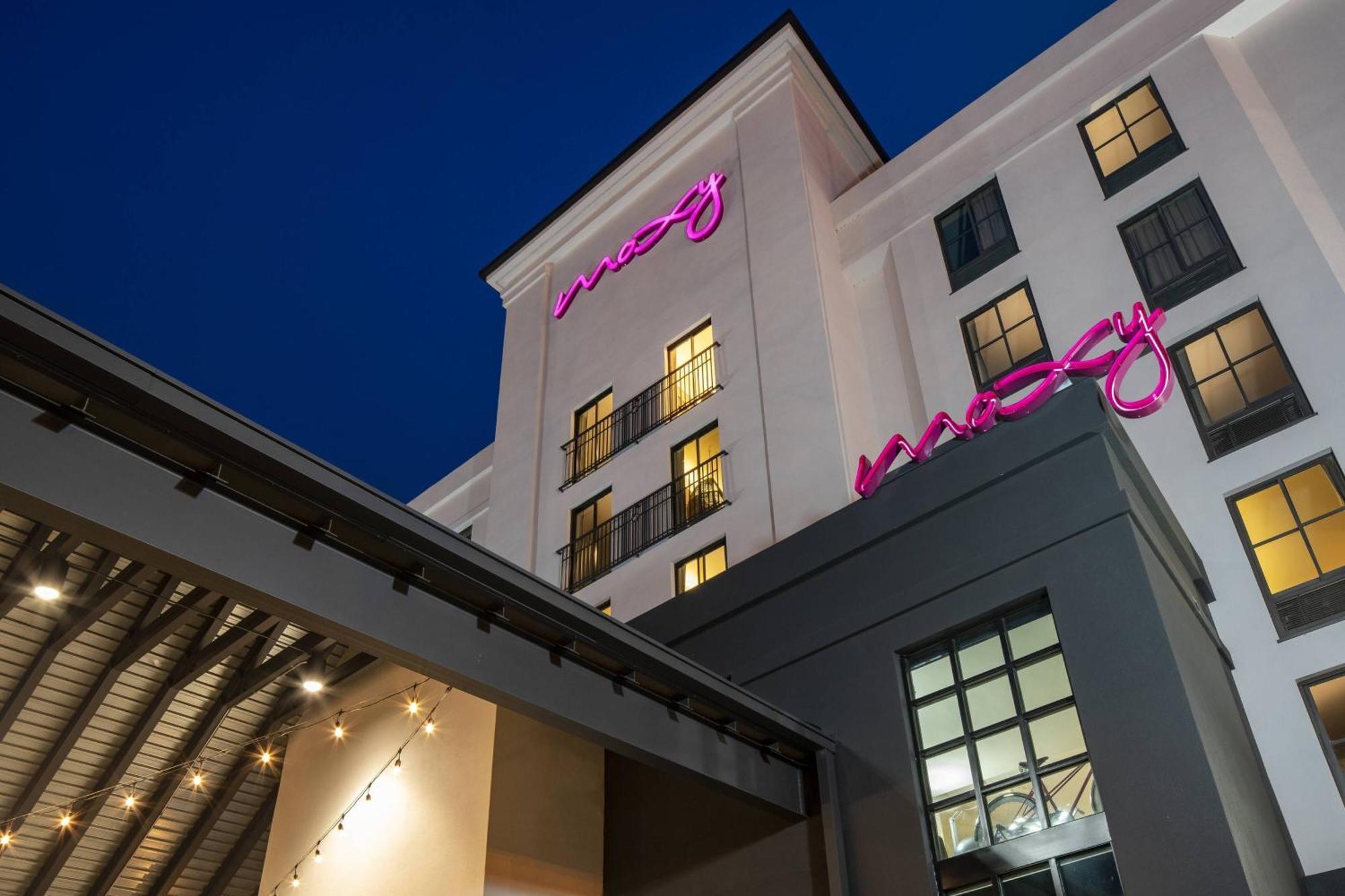 Moxy Memphis Downtown Hotel Exterior foto